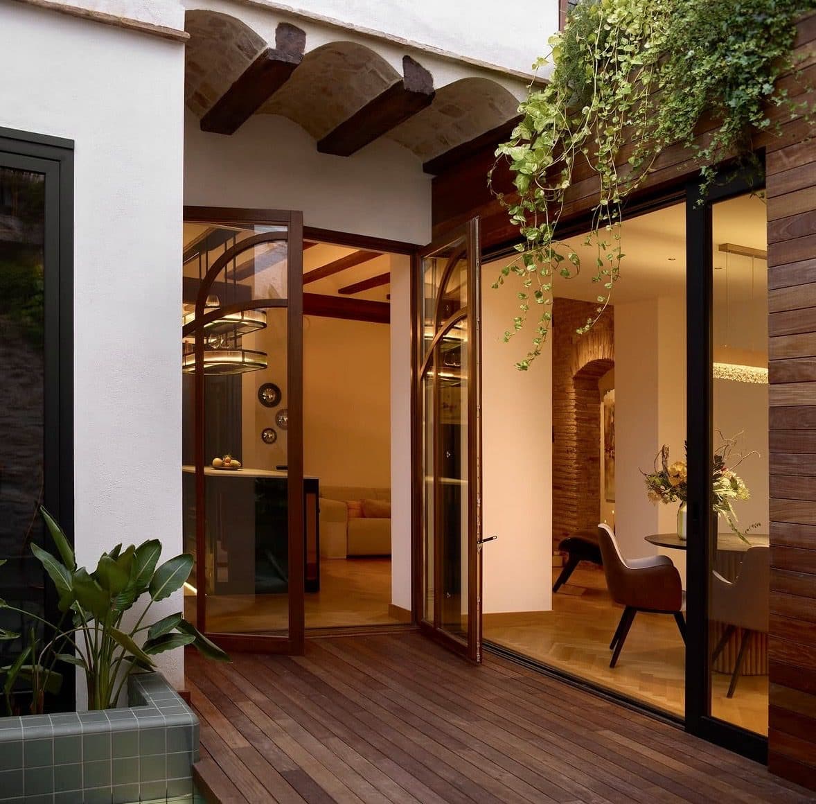 Galería acristalada y cocina